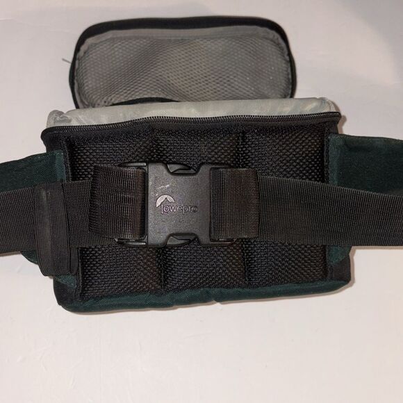 Lowepro belt pack camera bag - Picture 3 of 3